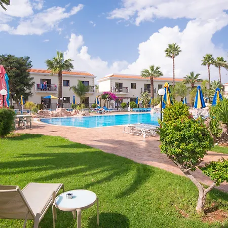 Loutsiana Deluxe Apts Hotel apartamentowy Ajia Napa